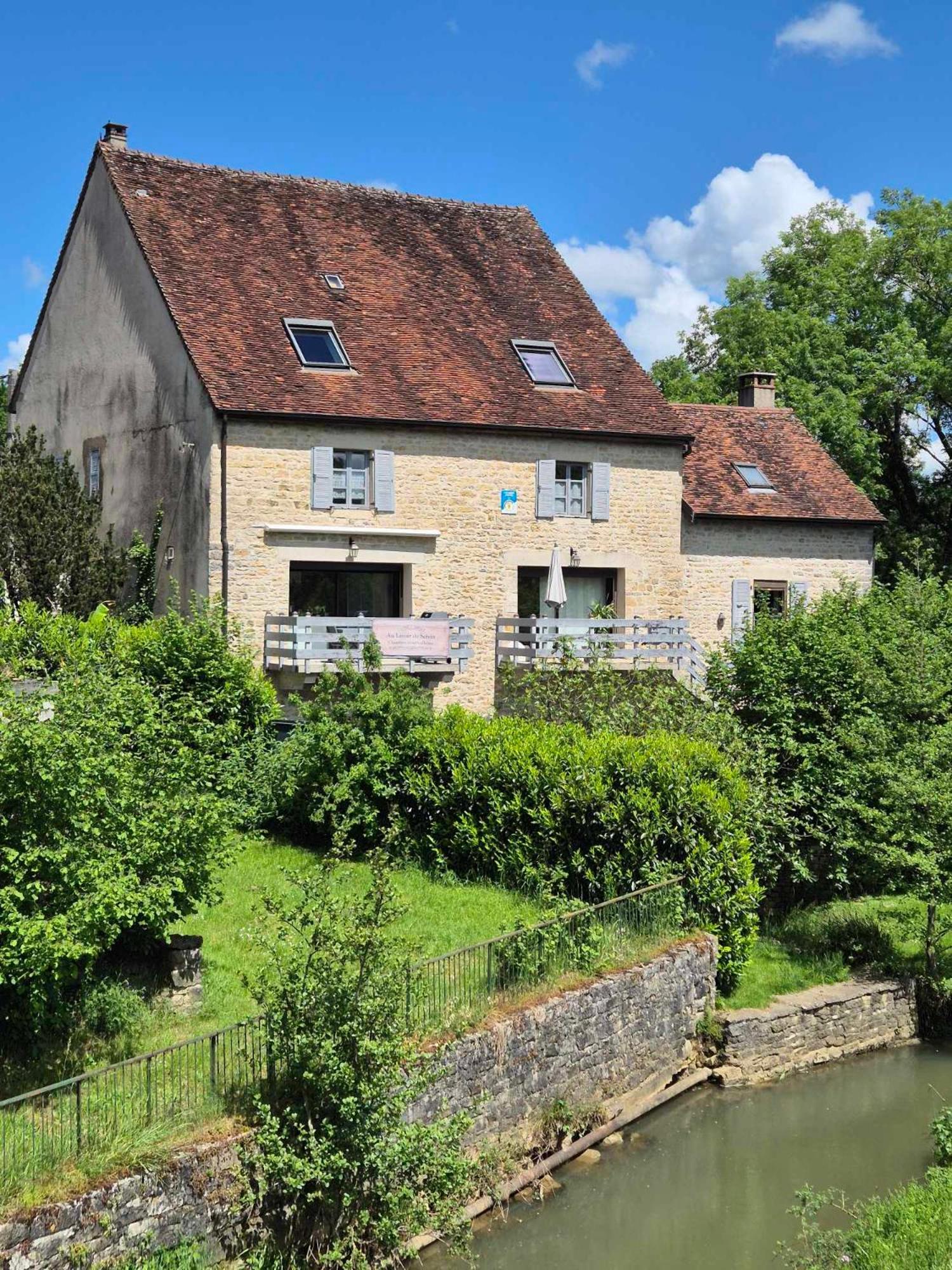Au Lavoir Du Serein "La Billaude" Et "La Langouette" Saint-Germain-les-Arlay Ngoại thất bức ảnh
